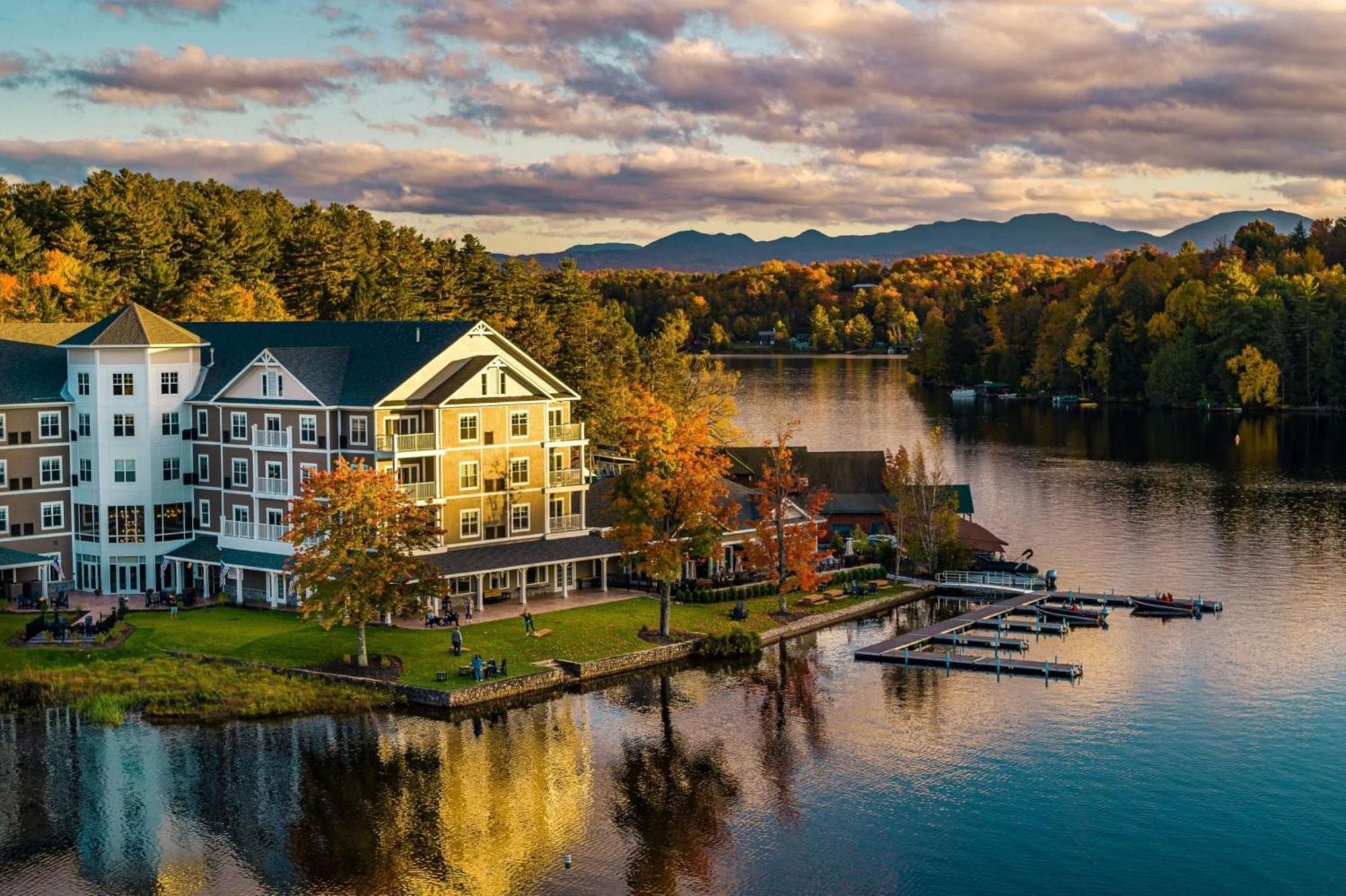 Voco Saranac Lake Ny - Waterfront By Ihg Exterior photo