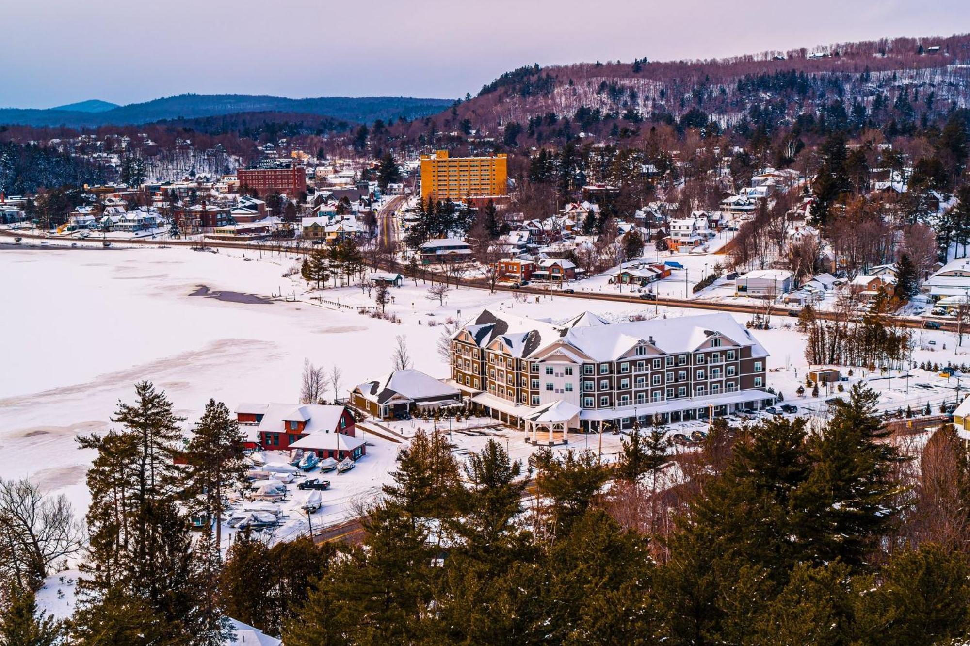 Voco Saranac Lake Ny - Waterfront By Ihg Exterior photo
