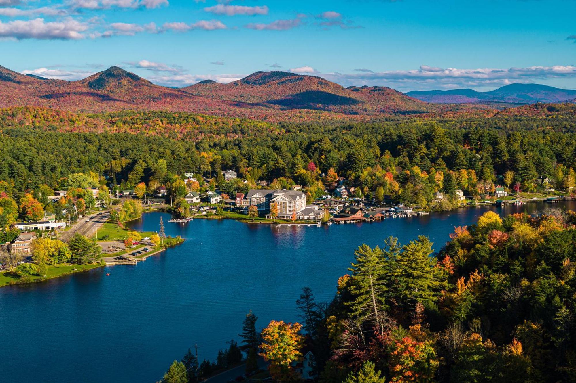Voco Saranac Lake Ny - Waterfront By Ihg Exterior photo