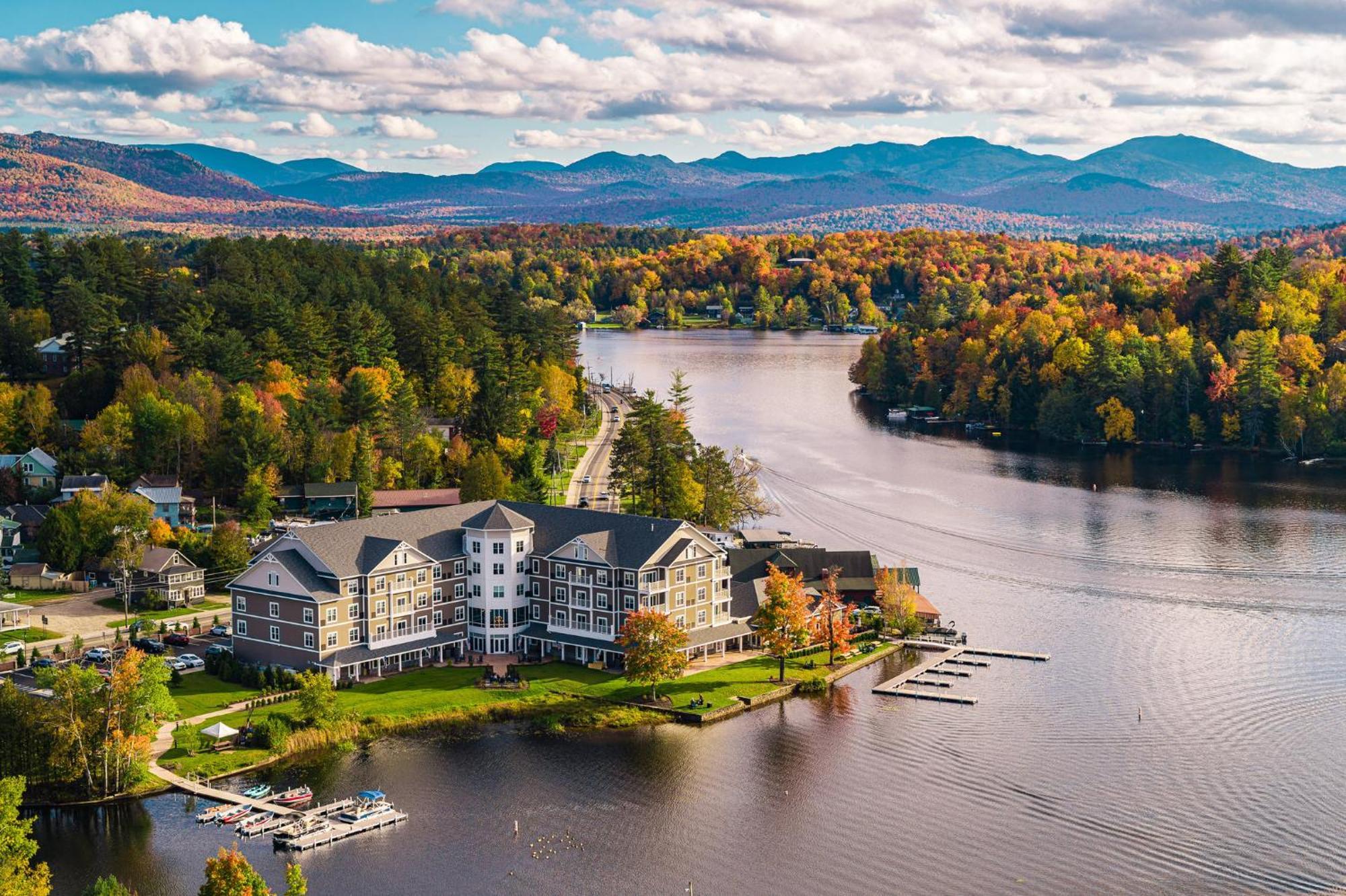 Voco Saranac Lake Ny - Waterfront By Ihg Exterior photo