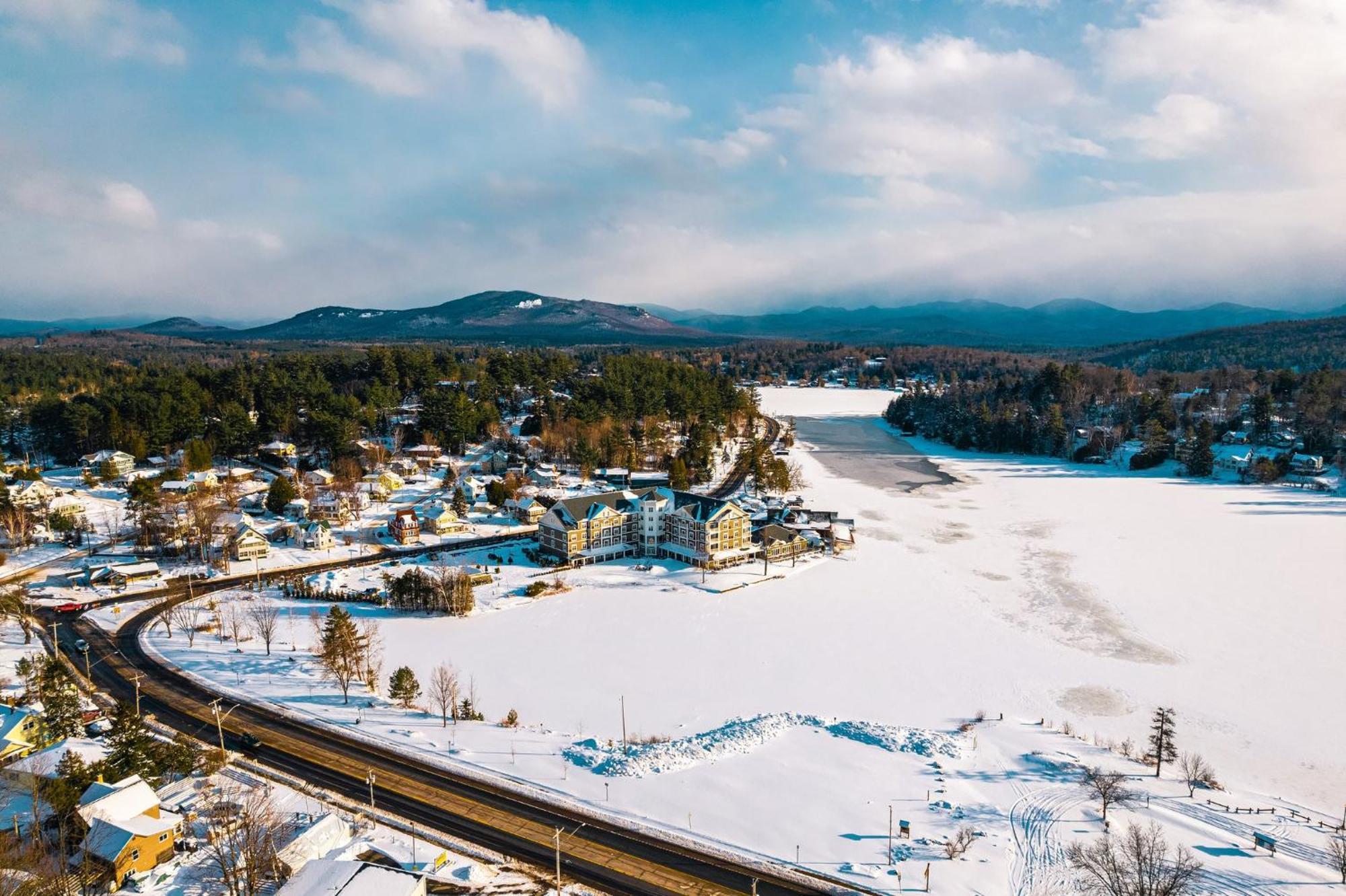 Voco Saranac Lake Ny - Waterfront By Ihg Exterior photo